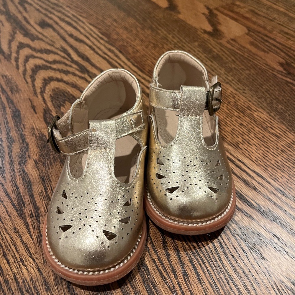 Mary Jane dress shoes